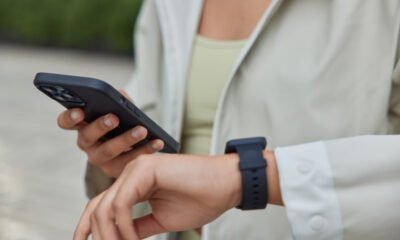 Relógio do celular errado? Veja como corrigir